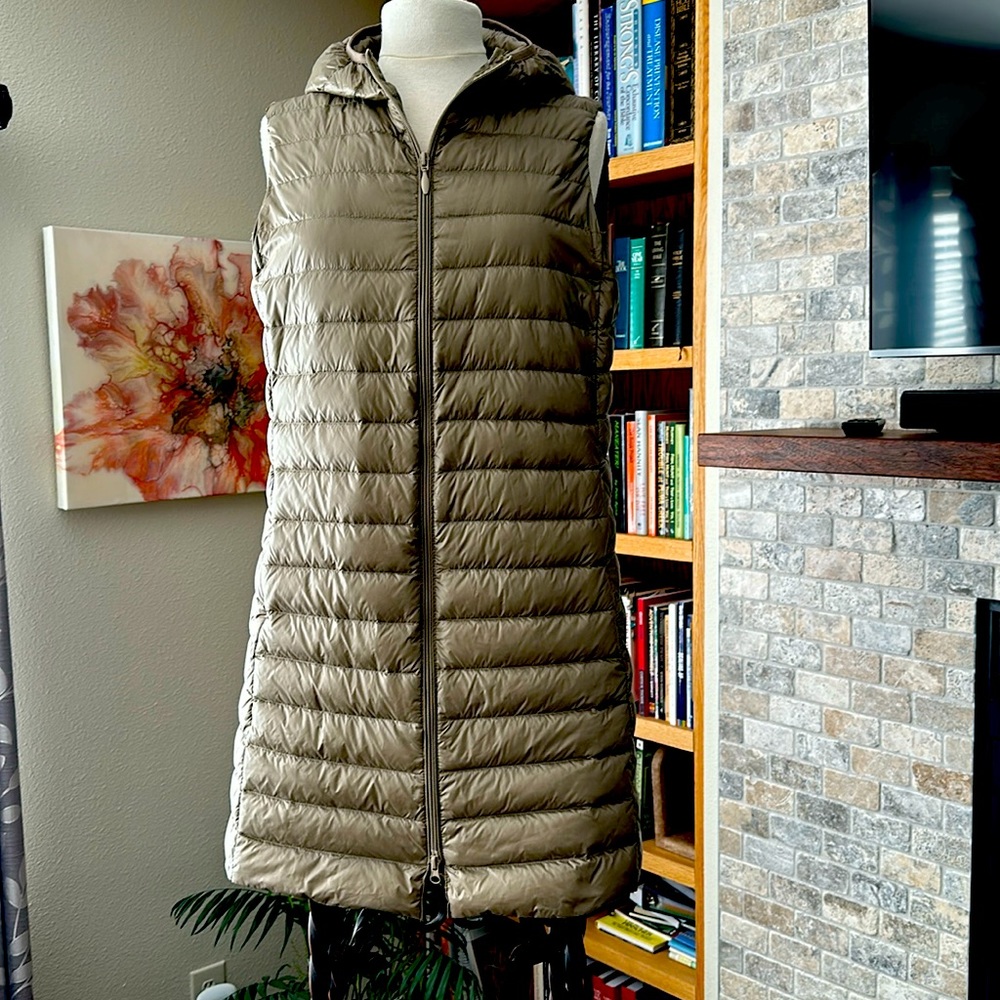 Knee Length Vest in Kahki Color